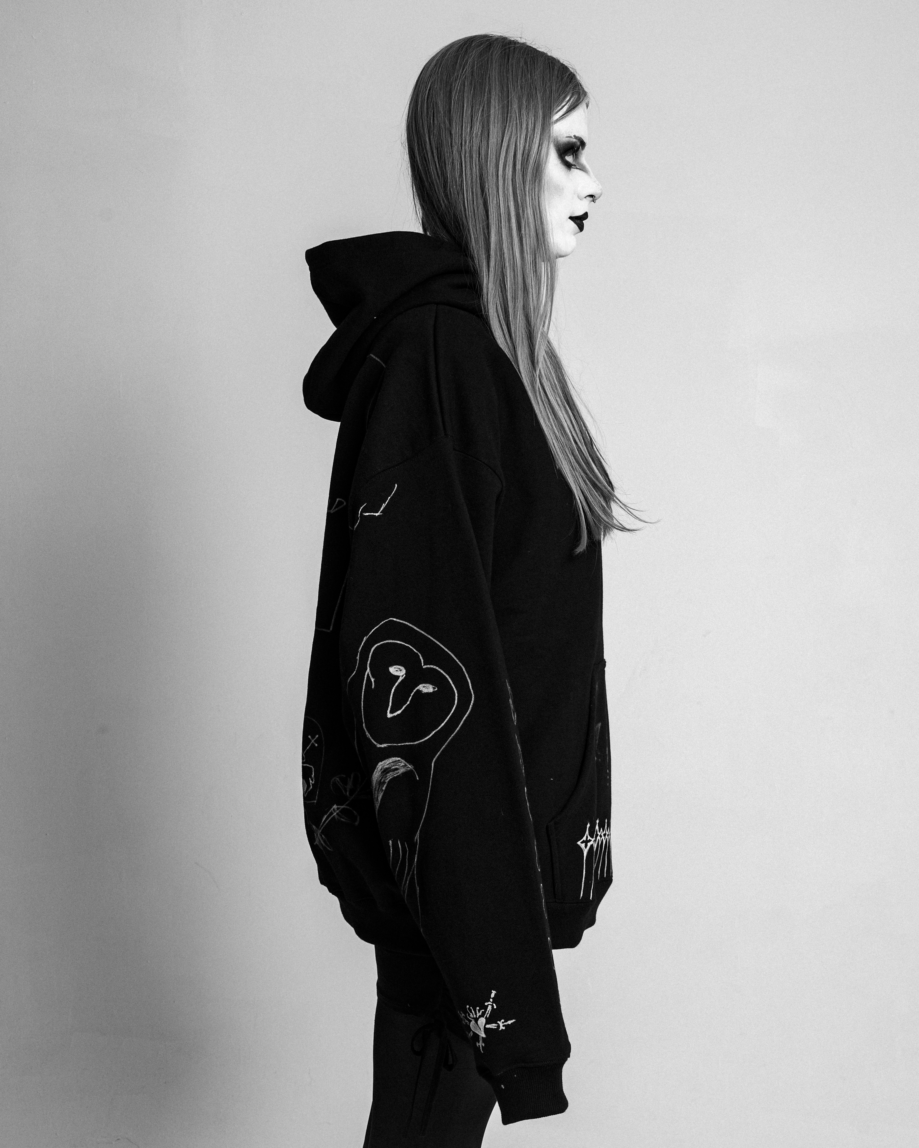 PRIVÉ HOODIE THREE